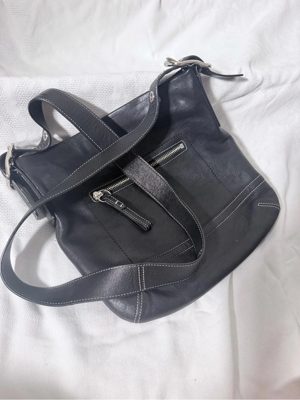 Vintage black leather Coach Soho slim hobo bag